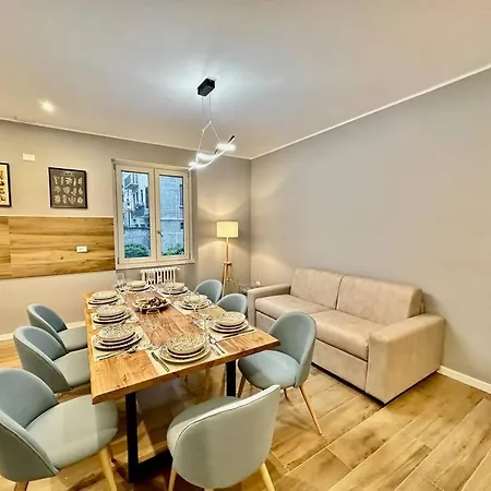 Апартаменти Luxury House Near The Funicular *