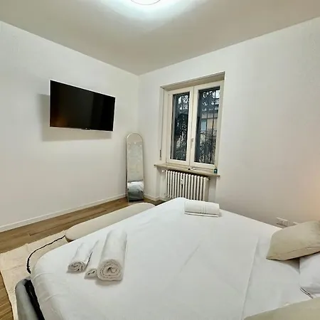 Luxury House Near The Funicular Apartman *