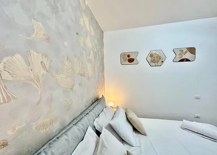 Luxury House Near The Funicular Apartman *